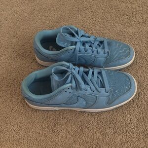 Nike Light Blue Patterned Sneakers